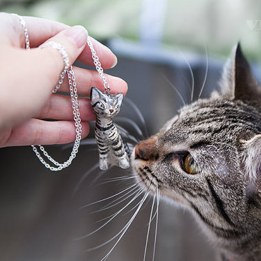 custom cat pendant